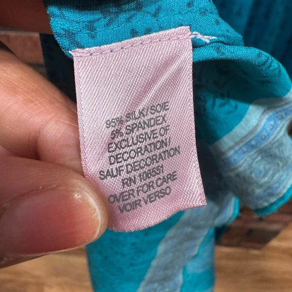 Calypso St. Barth Teal and Pink Patterned Garment - Picture 5 of 7